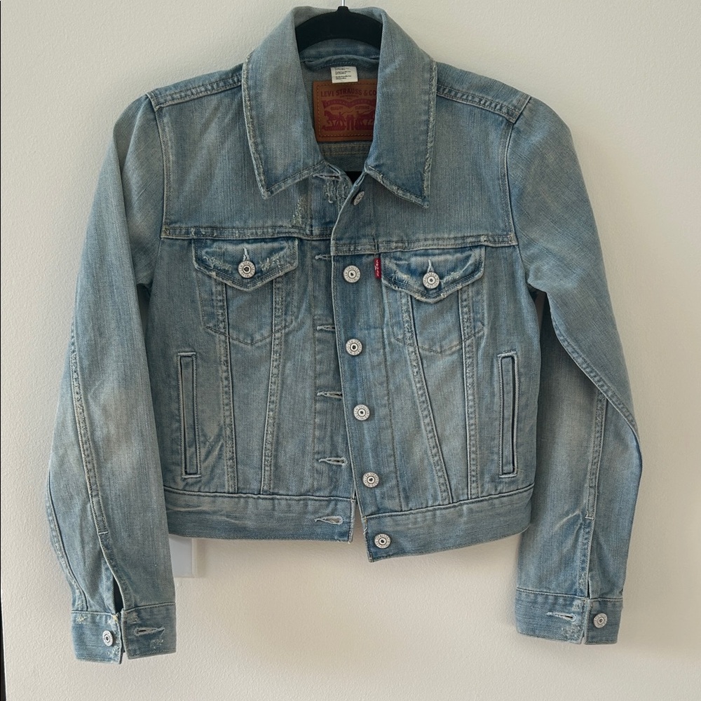 Levi's Light Blue Denim Trucker Jacket